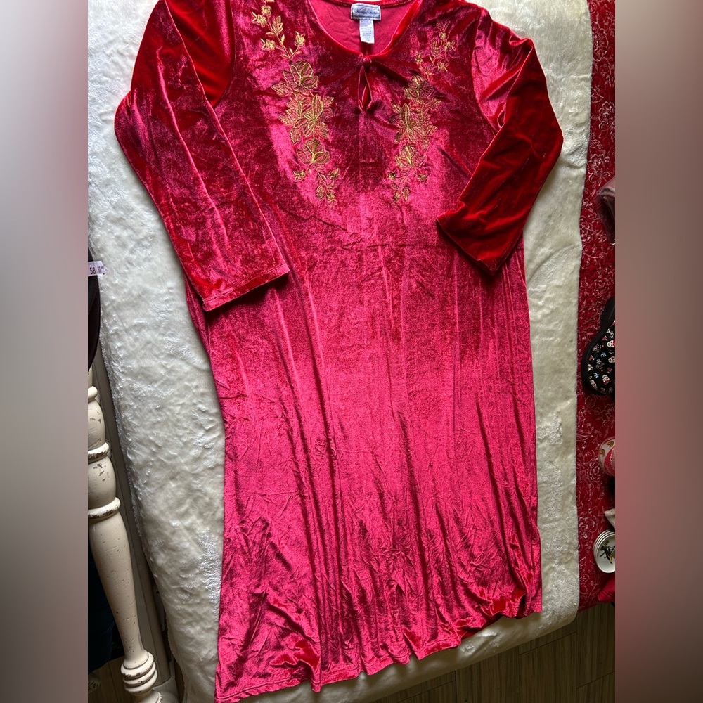 Woman Within Red Velvet Dress/ chemise/robe 3XL